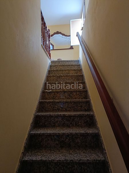 Foto acf86e4f-fe7a-49fa-9013-b795e998d31b. Semi detached house with parking in Curtis