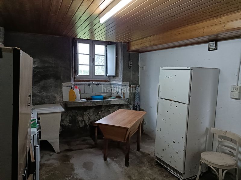 Foto 9c8c54a7-4552-4ba3-863d-d7d077e4b7ae. Casa adossada amb aparcament a Cesuras