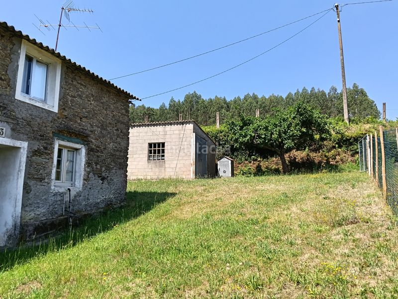 Foto bd733593-4c6e-4b75-9f47-823aeca36db6. Casa adossada amb aparcament a Cesuras