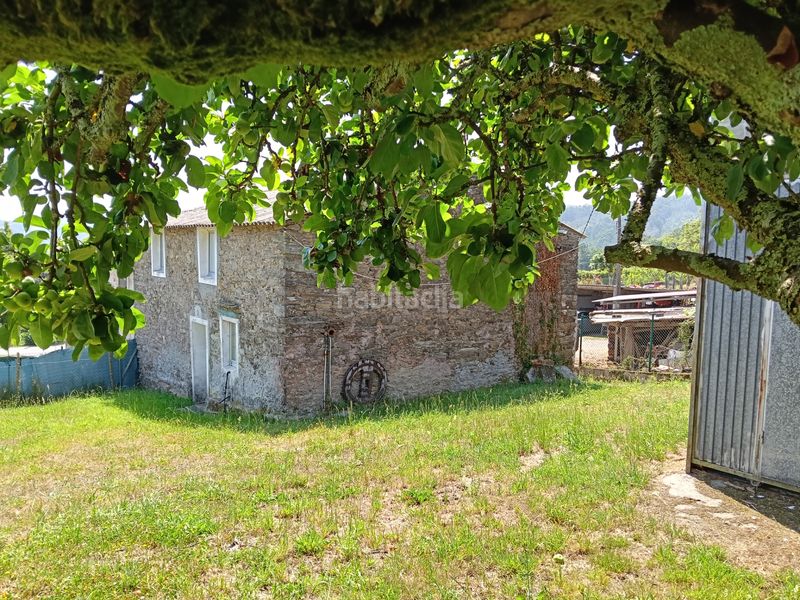 Foto e9f0f3e5-338c-4f0b-bd2d-5879ef96e761. Casa adossada amb aparcament a Cesuras