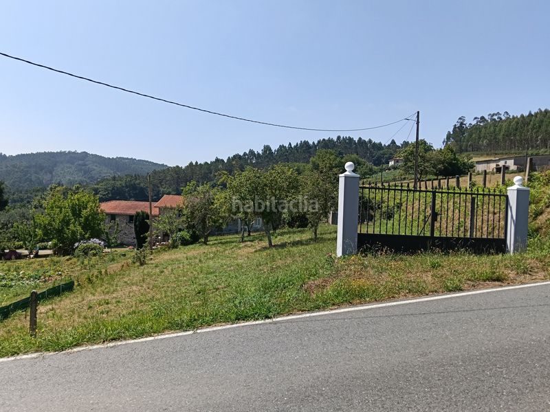 Foto fee9cbc1-3b64-4947-ae93-44b6890393dc. Casa adossada amb aparcament a Cesuras