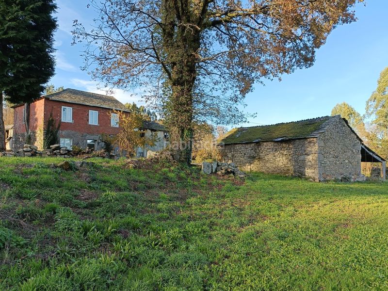 Foto 2bef5b38-a37d-493d-93f6-3fa3e0690be3. Casa amb aparcament a Guitiriz