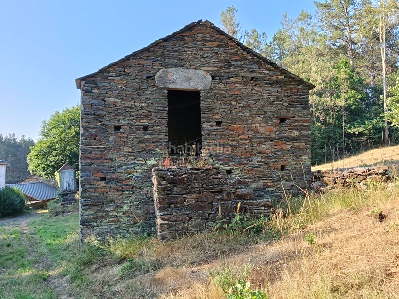 Foto 70e4e5a5-d6ae-4e63-afe9-bbff2fef6584. Casa amb aparcament a Guitiriz