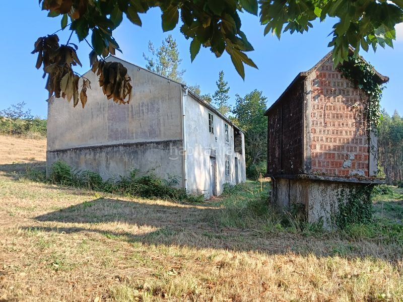 Foto 72c11d42-d353-4d40-96f6-140c818f63be. Casa amb aparcament a Guitiriz