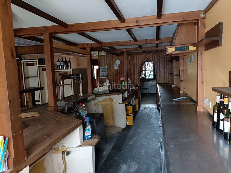 Foto 926b2c27-ab8f-4153-9045-e8d57320c5a0. Casa adossada a avenida principal 107 a Curtis