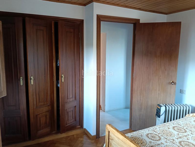 Foto 7b8079c0-0d94-459c-8c0e-d60a4cbd6474. Casa amb aparcament a Cesuras