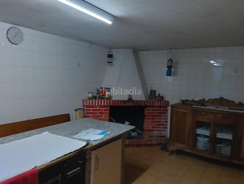 Foto cdf4b731-546c-48d4-b343-2bb8e5d607e0. Casa amb aparcament a Cesuras