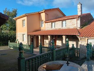 Casa adossada a Oza dos Ríos