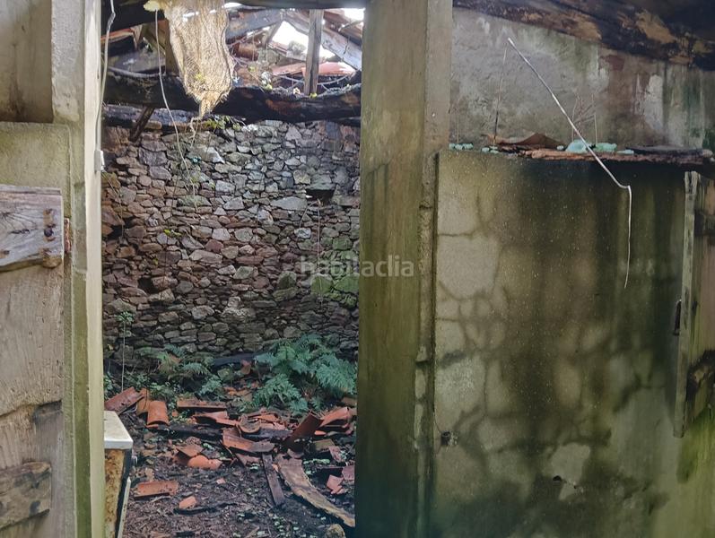 Foto a0f0dffa-426e-47db-996b-9b58b2920a70. Maison avec parking dans Vilasantar