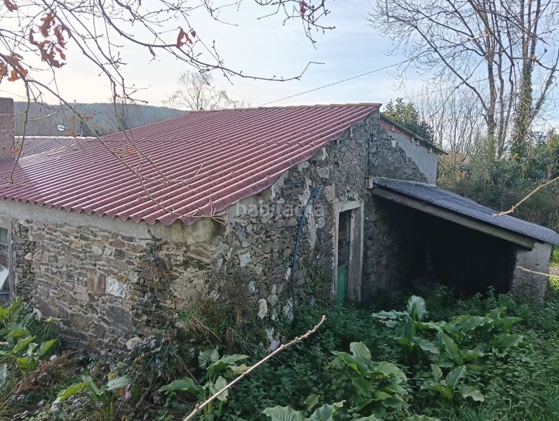 Foto 5bc12826-ba44-4264-9c95-70cb7bf927ee. Casa adossada a Cesuras