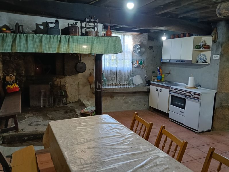 Foto 43b8249d-b899-486d-b6ed-ac2926471e9a. Casa adossada a Oza dos Ríos