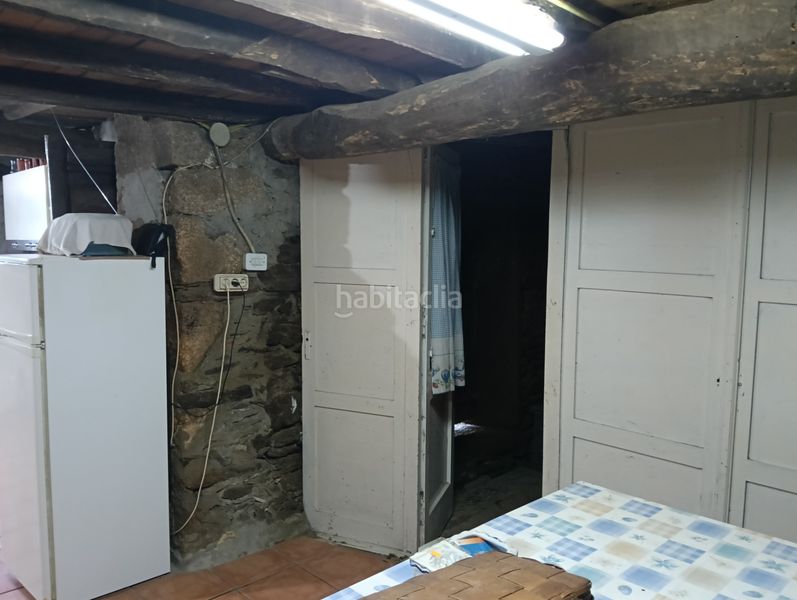 Foto 718039b1-8924-4a84-98fc-c5a0034d0b01. Casa adossada a Oza dos Ríos