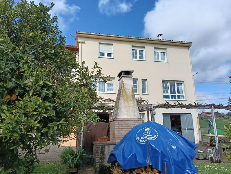 Foto 53c7fda7-5b1d-4c85-98a9-37832a019ada. Casa amb xemeneia calefacció aparcament a Oza dos Ríos