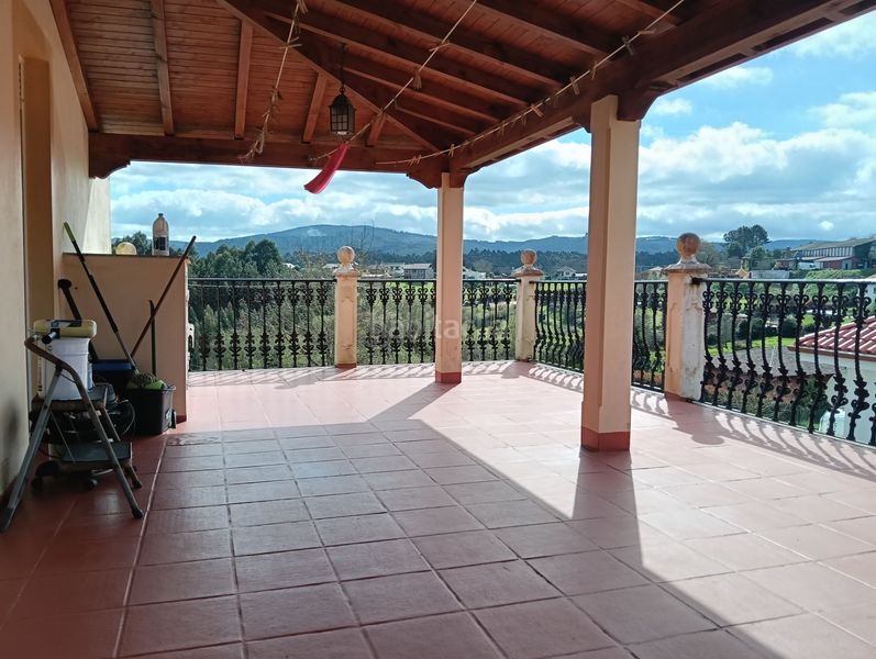 Foto 97813d04-2830-4e11-b369-b37062d1cf8b. Casa amb xemeneia calefacció aparcament a Oza dos Ríos