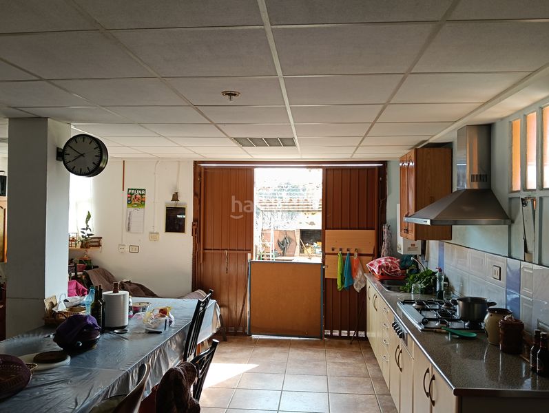 Foto e7de58a2-922a-4418-a4cc-a1d71290941f. Casa amb xemeneia calefacció aparcament a Oza dos Ríos