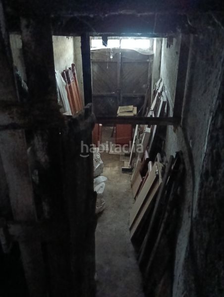 Foto 22f8a621-3042-41b0-84b9-bd51a2e5a3fe. Casa adosada en Betanzos