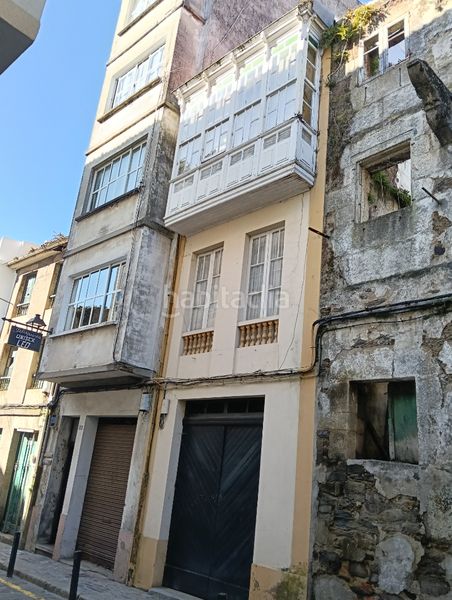 Foto a51f21e6-ad28-4071-b598-5320fcf57aa9. Casa adosada en Betanzos