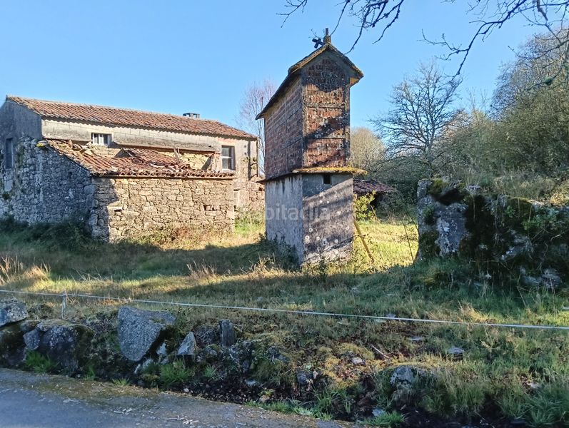 Foto 823dbfb5-e663-4d84-859b-de1d23046837. Casa amb aparcament a Oza dos Ríos