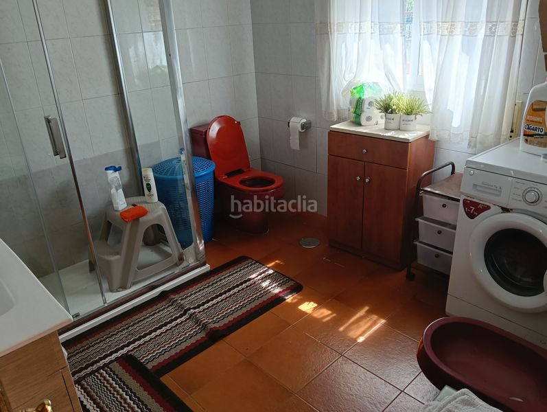 Foto 50e7a87d-3d03-4042-beab-e1fca2a5e2cf. Casa amb aparcament a Coirós