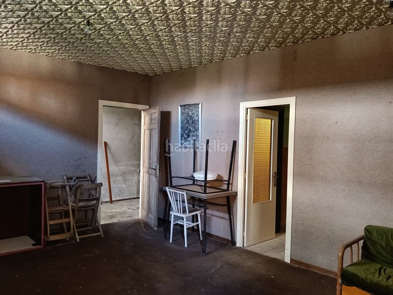 Foto c34caf38-8d73-4ad1-8846-712261efba33. Casa adossada amb aparcament a Curtis