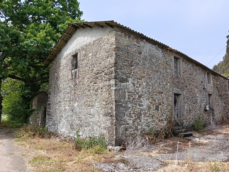 Foto c4e95802-87d9-43f9-8262-77cf859ac024. Casa adossada a Curtis
