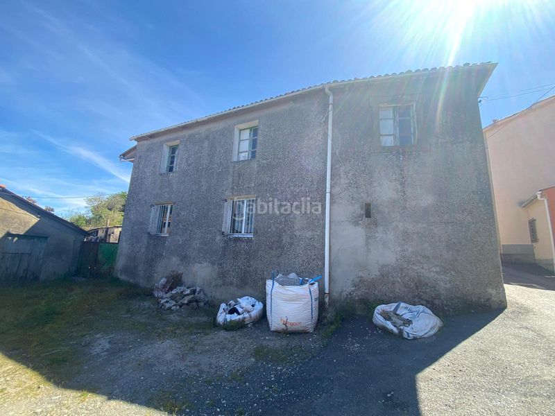 Foto ea4a83cc-63bc-477f-829f-eb47c6c0ebc7. Casa adossada amb aparcament a Paderne