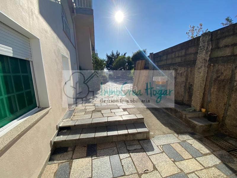 Foto 20d10bd0-1c78-4b12-934e-f48bfdaa6632. Lloguer local comercial a Porriño (O)