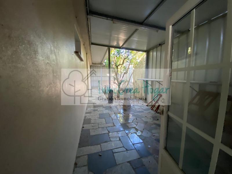 Foto 8437a62a-987a-476b-9951-add49885bb53. Lloguer local comercial a Porriño (O)