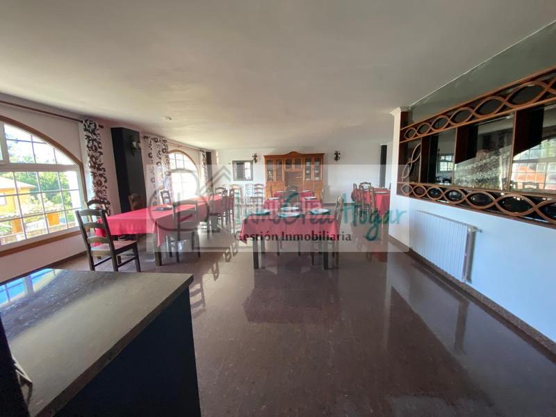 Foto c70804d2-272e-40c4-bc82-467cab5d136a. Lloguer local comercial a Porriño (O)