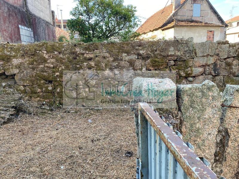 Foto dbb1f1d6-a460-4c7d-aede-318f02114780. Terreno residenziale in Porriño (O)