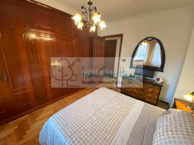Foto 4f4f214e-c67c-4af0-a9d8-e885efddca89. Piso en O Castro Vigo