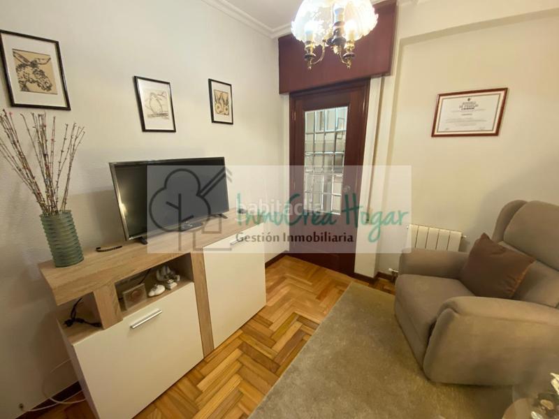 Foto aacae0d1-8ee5-45f1-b6f5-2ea302e75019. Piso en O Castro Vigo