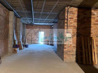 Local commercial à Mos