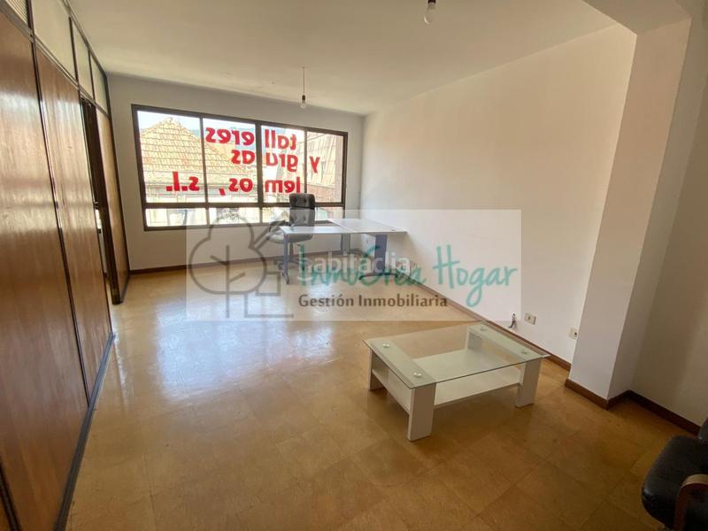 Foto 3ce0e0e4-a40b-4ce5-9338-e02a674c33c9. Alquiler oficina en Porriño (O)