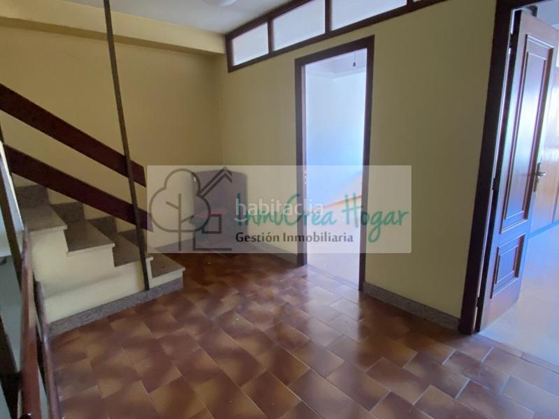 Foto b1627f7b-3a7c-4ff6-bee9-0a12ea1bf78c. Alquiler oficina en Porriño (O)