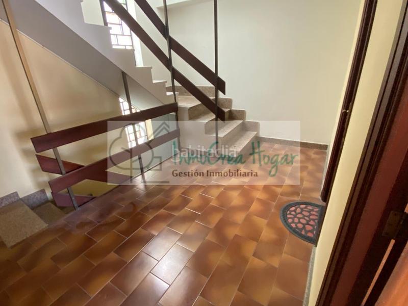 Foto 9ed1ec34-5589-443f-a2bf-210a78349eac. Lloguer oficina a Porriño (O)