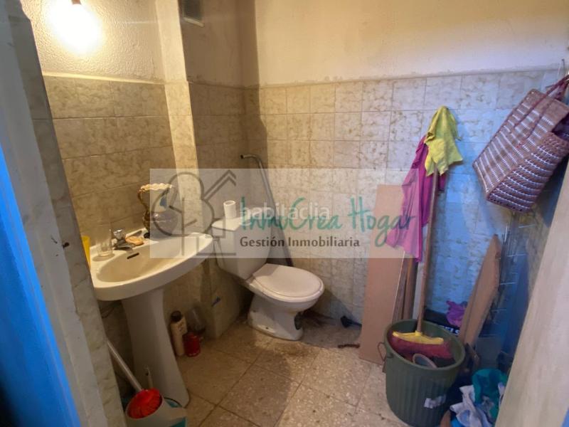 Foto b5ebbf83-3a81-483b-b049-9df24c3d96cd. Local comercial a As Travesas - Balaidos Vigo