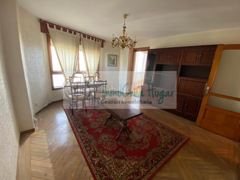Foto f81c1b6a-46c4-410d-bd28-accde50e015f. Piso en Fátima Vigo