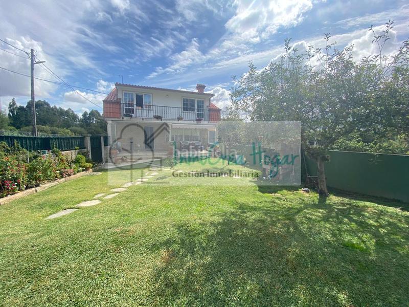 Foto 4aafdeb2-ad2b-4fca-a701-a27aba4d3b7c. Chalet con riscaldamento parcheggio piscina in Navia Vigo