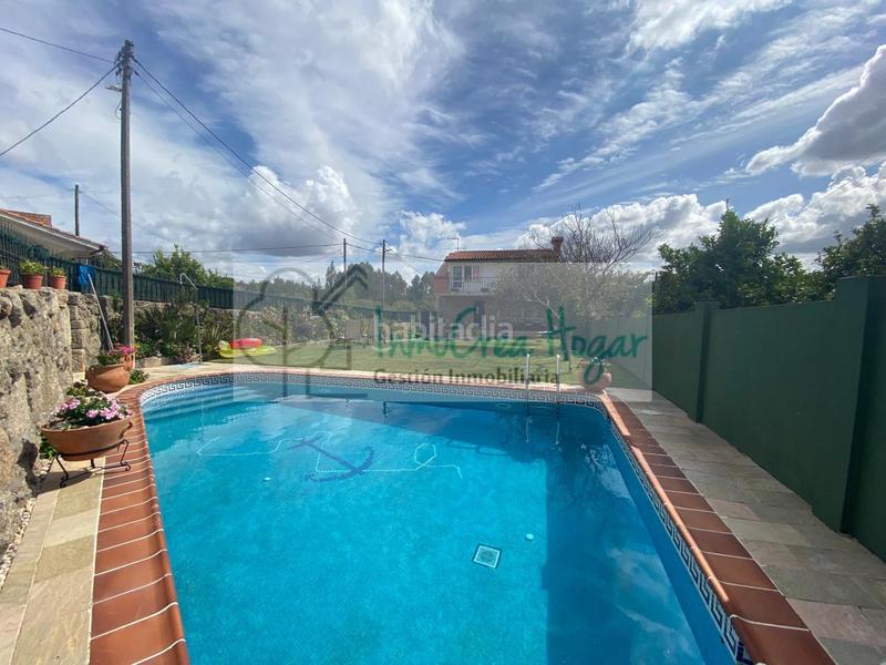 Foto 7b9e356e-09ae-4131-998b-b4ecbcc094ee. Chalet con riscaldamento parcheggio piscina in Navia Vigo