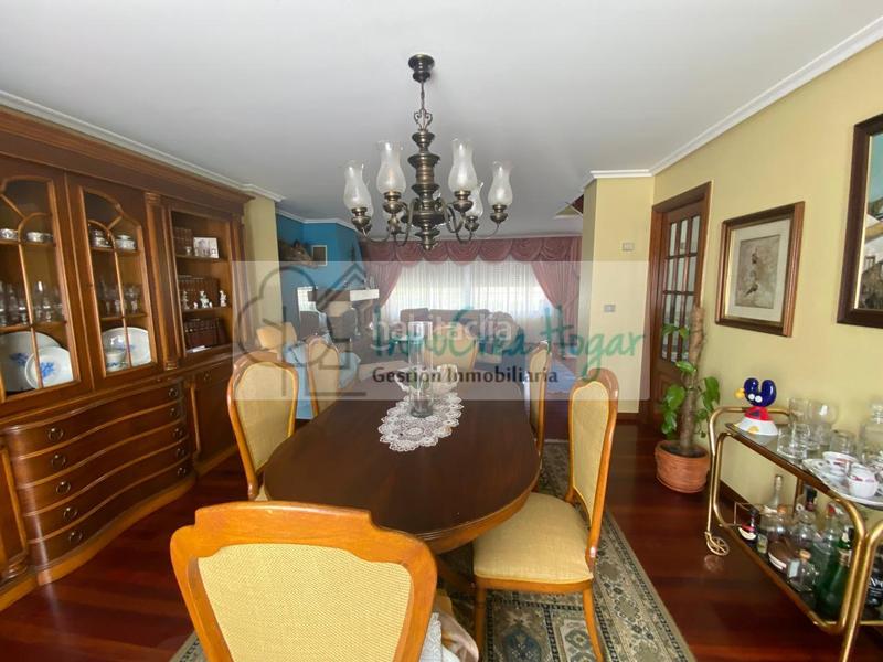Foto a2280fbb-828e-4d6d-8e1a-e80db9232898. Chalet con riscaldamento parcheggio piscina in Navia Vigo