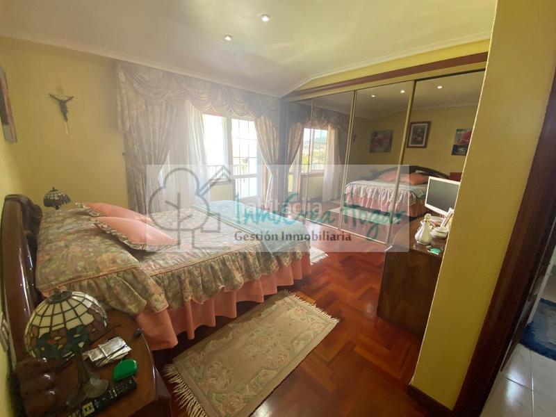 Foto ca5622ca-68c4-417d-a223-c84f6fb86981. Chalet con riscaldamento parcheggio piscina in Navia Vigo