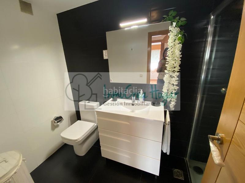 Foto 9506cd17-dbff-465b-a604-9fc750b42284. Affitto appartamento con parcheggio in Navia Vigo
