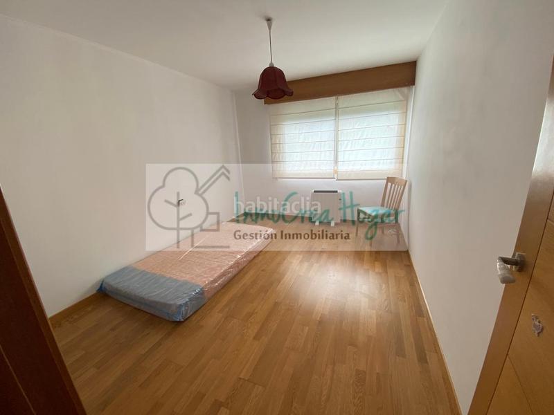 Foto 75b0e951-88bc-4900-8901-a2ad24cacb54. Miete etagenwohnung mit parking in Navia Vigo