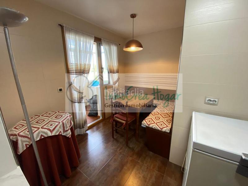 Foto a74368c2-57b6-4ac3-8156-4d998ee6103e. Miete etagenwohnung mit parking in Navia Vigo