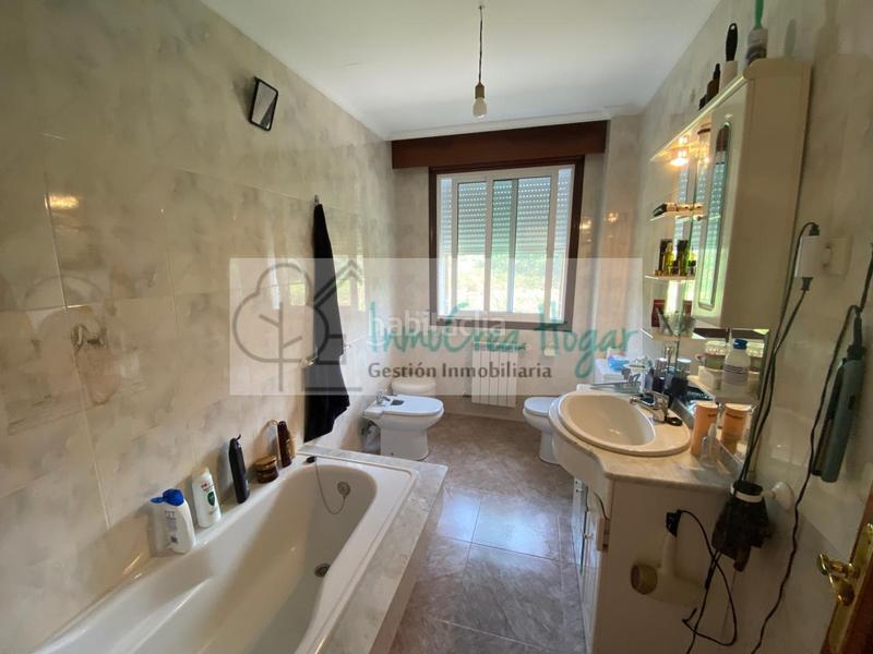 Foto 172cceb7-703f-4bd6-bb62-a8a729a581f3. Chalet avec chauffage parking dans Porriño (O)