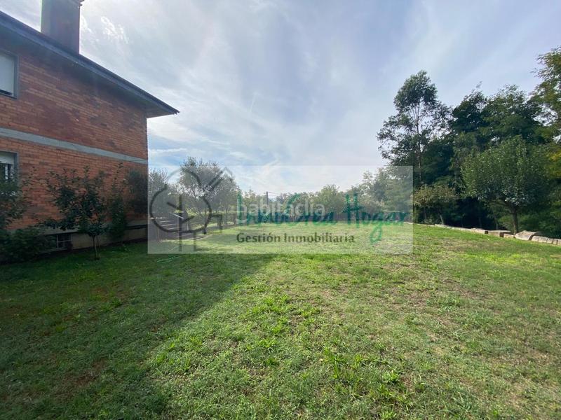 Foto 85559557-d8e8-4b3c-bdff-b6a43efd3e8b. Chalet avec chauffage parking dans Porriño (O)