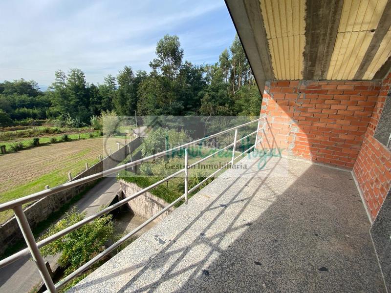 Foto b40a27f0-094f-45dd-ab59-b981b8e3b1c0. Chalet avec chauffage parking dans Porriño (O)