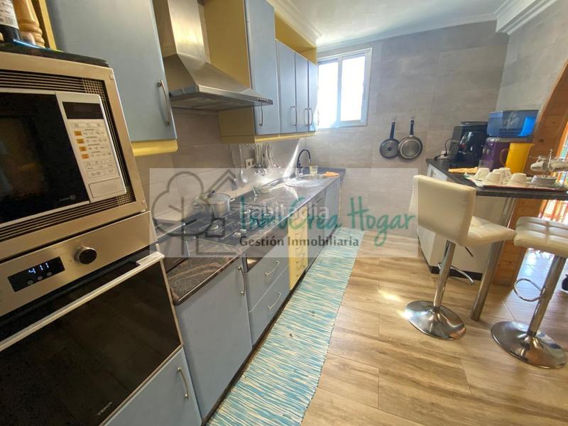 Foto e8535eb6-11ca-44ae-908a-a1ff35b73746. Casa amb calefacció aparcament a Salvaterra de Miño