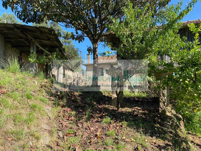 Foto 1e9a56e5-fa64-4de8-b53d-7cfcb617cafa. Casa amb aparcament a Mos